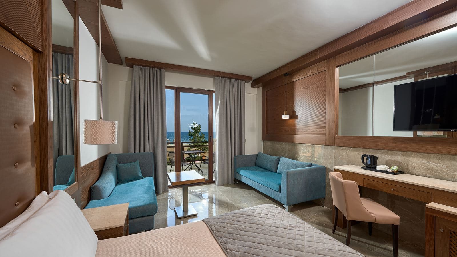 rooms-family-room