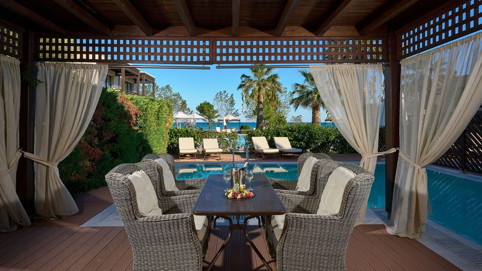 rooms-vip-villa