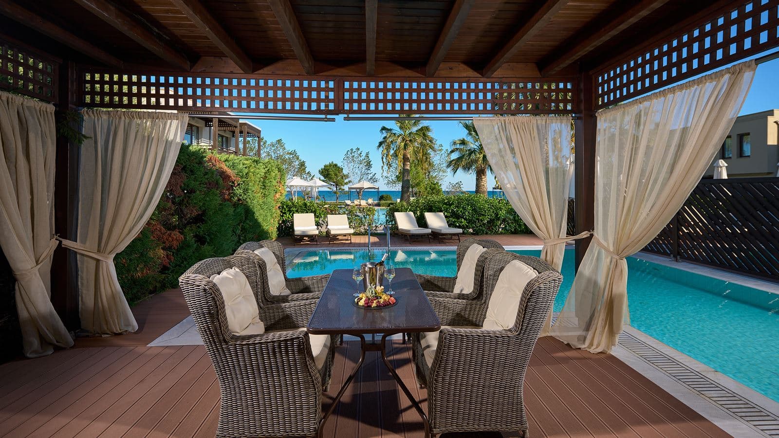 rooms-vip-villa
