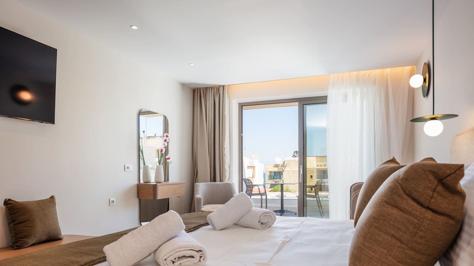 rooms-superior-room