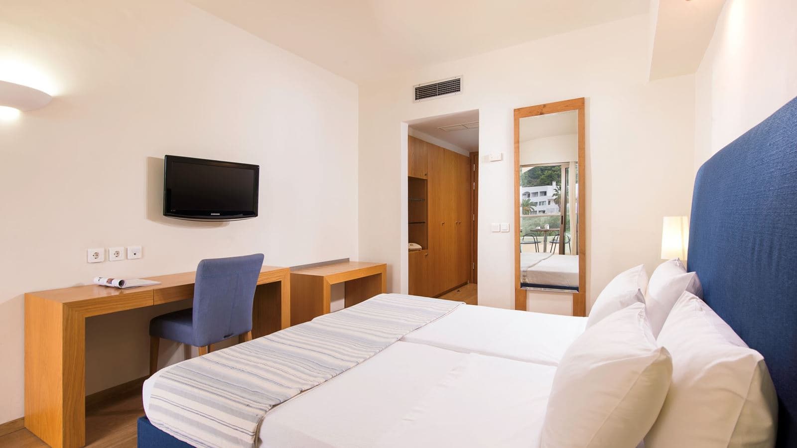 rooms-single-room-inland-view
