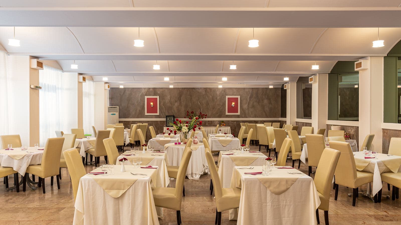 restaurants-main-restaurant