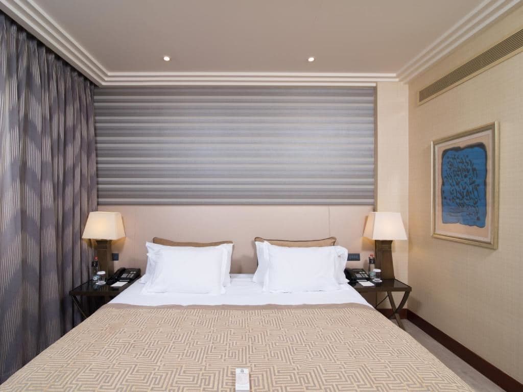 rooms-tel-aviv-room