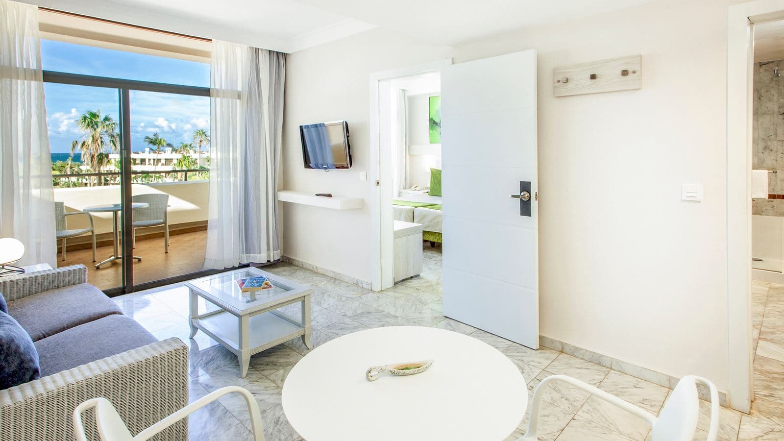 rooms-junior-suite