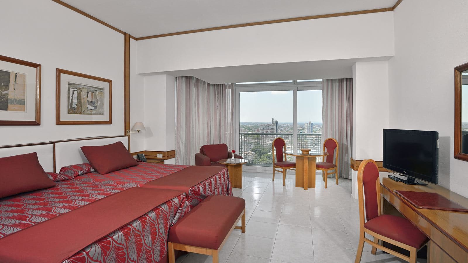 rooms-tryp-room