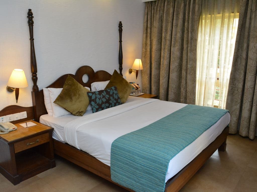 rooms-regent-room