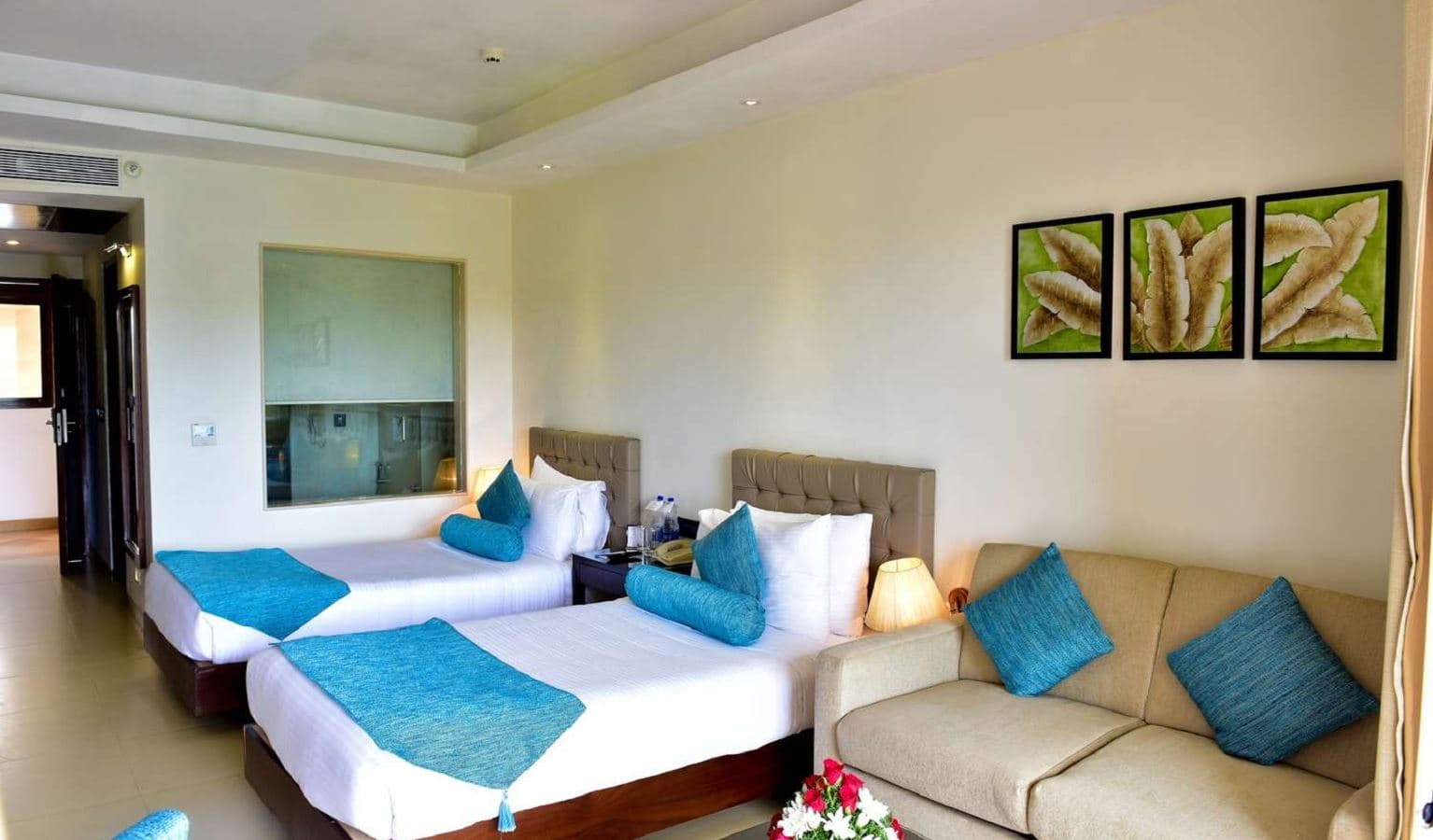 rooms-superior-room