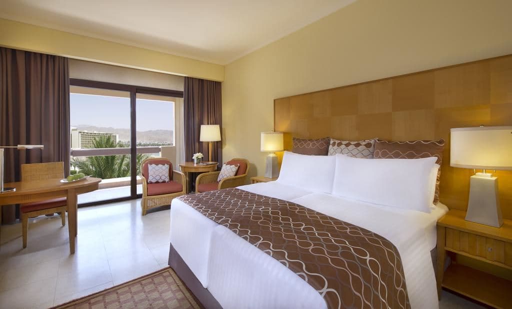 rooms-standard-room