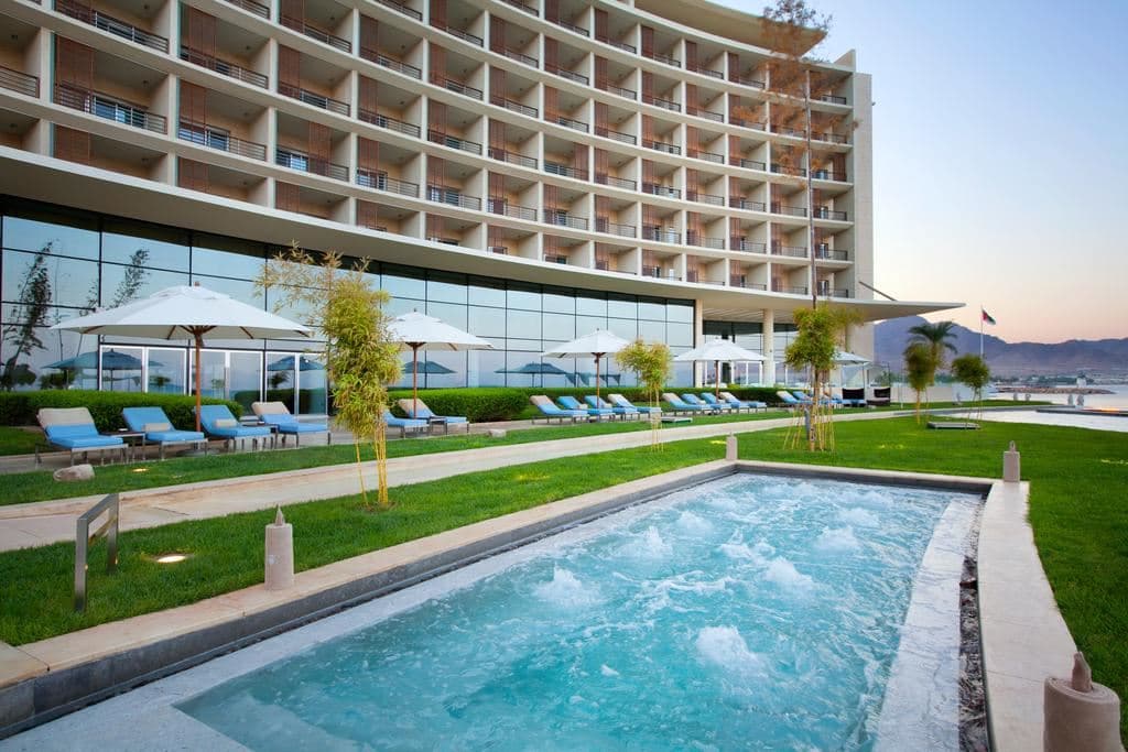 pools-outdoor-pool