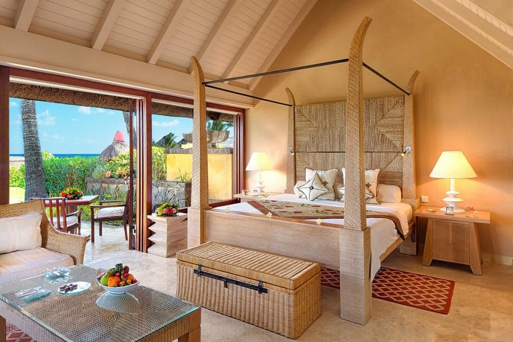 rooms-luxury-villas-with-garden