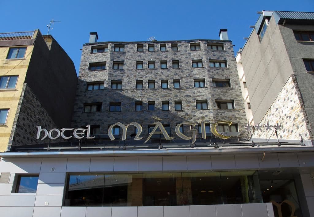 general-main-building