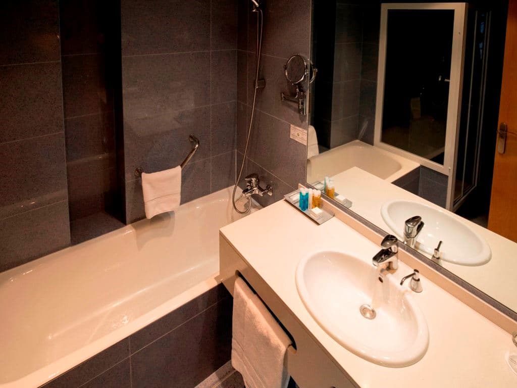 rooms-standard-room