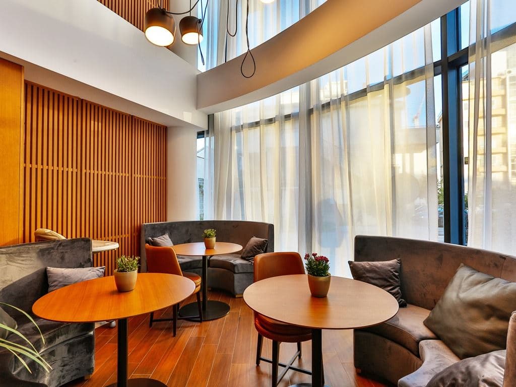 bars-lobby-bar