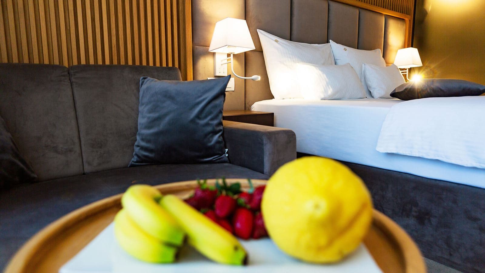 rooms-superior-room