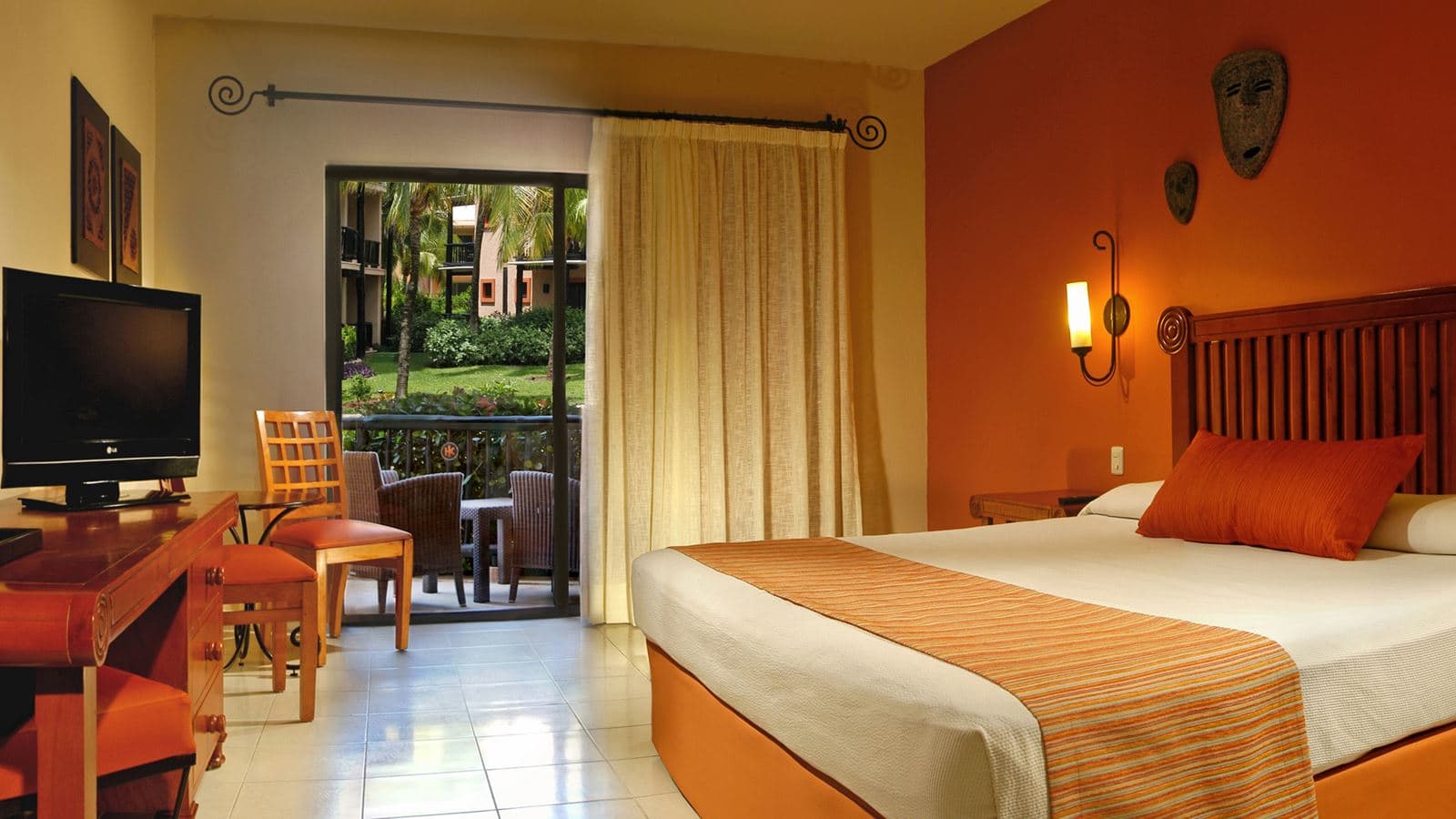 rooms-garden-view