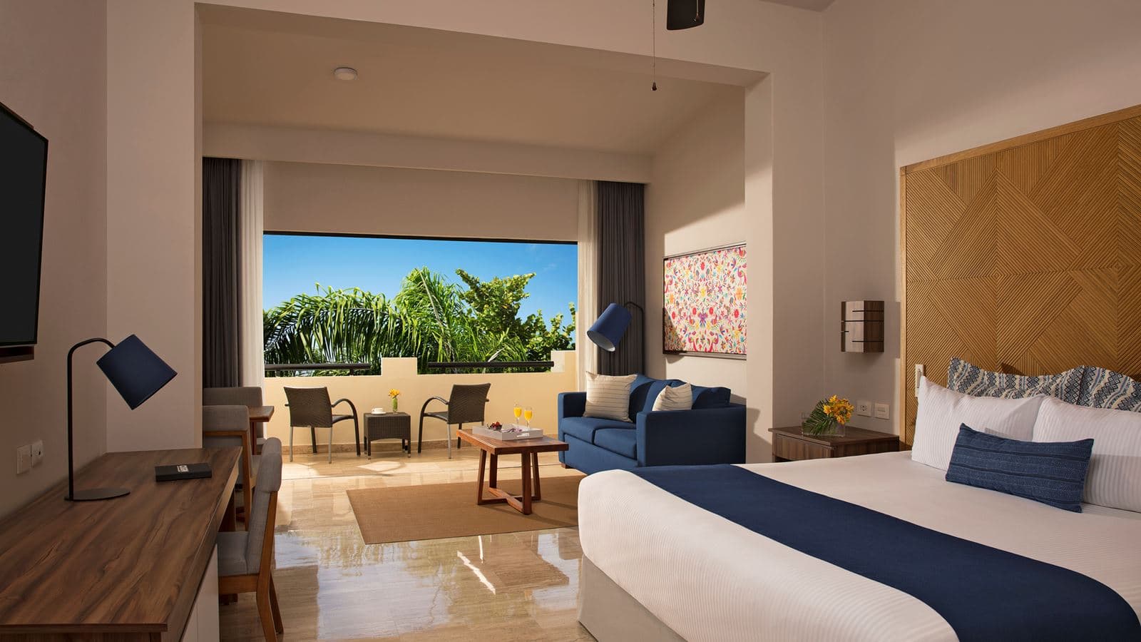 rooms-preffered-club-junior-suite-tropical-view