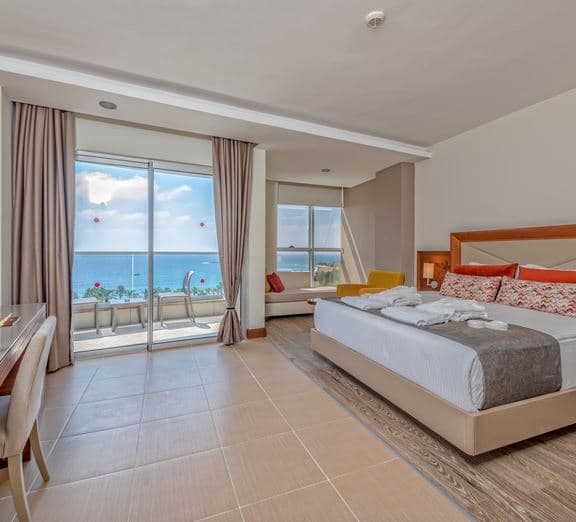 JUNIOR SUITE SEA VIEW Номера