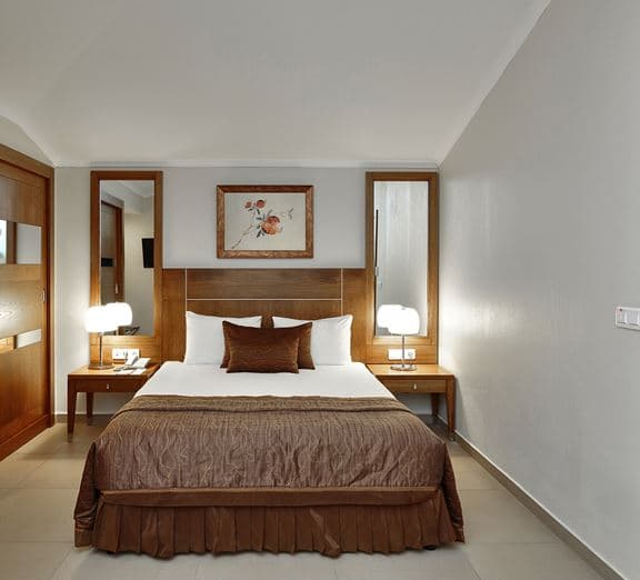 CLUB FAMILY ROOM 2 BEDROOMS Номера