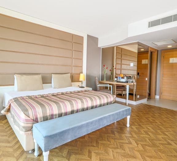 JACUZZI SUITE ROOM Номера