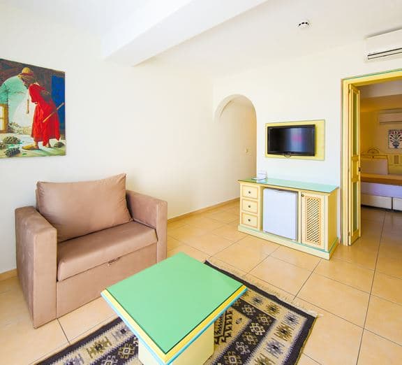 FAMILY ROOM GARDEN VIEW Номера