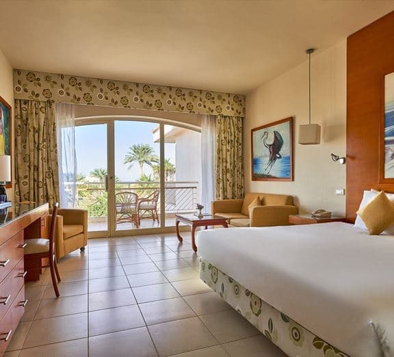 SUPERIOR ROOM PARTIAL SEA VIEW Номера
