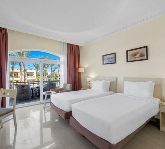 Standard Pool View Room Номера