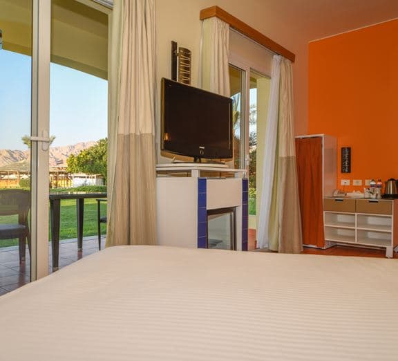 POOL VIEW ROOM Номера