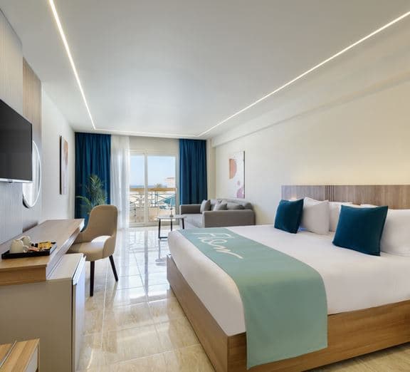 DELUXE POOL OR SIDE SEA VIEW Номера