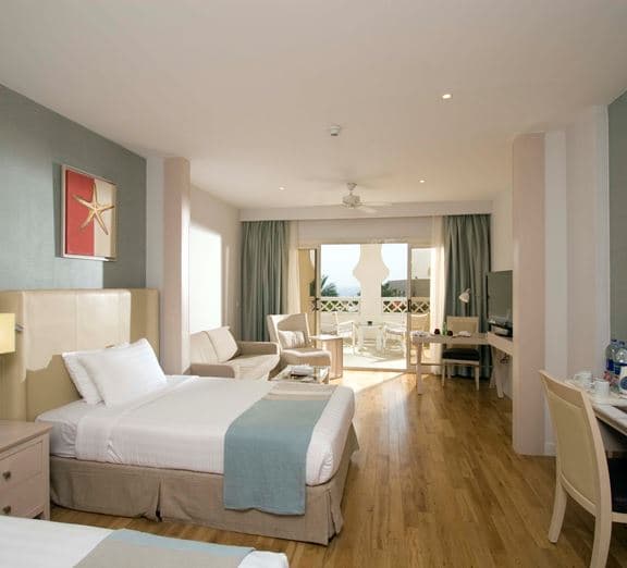 ROOM CHALET POOL OR GARDEN VIEW Номера