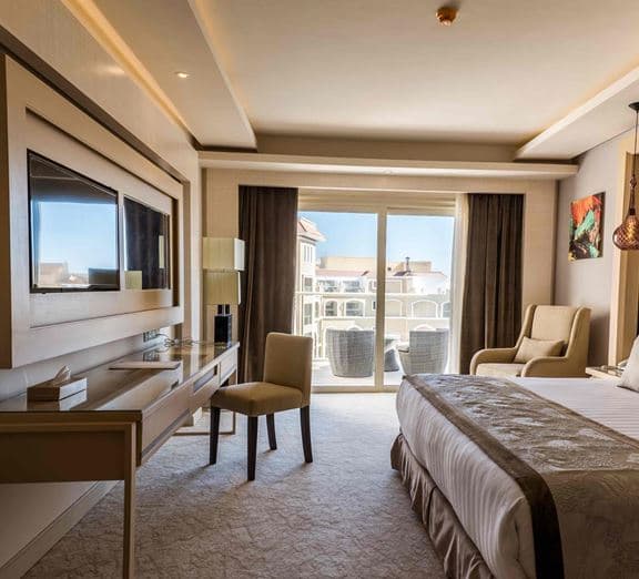 Deluxe Pool View Room Номера
