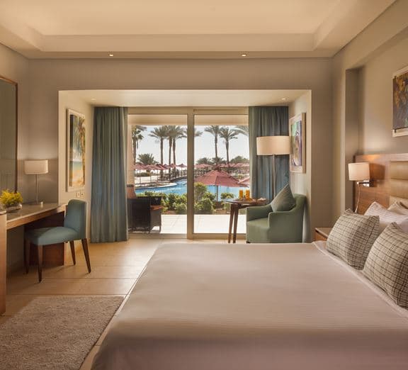 PANORAMIC SEA AND POOL VIEW ROOM Номера