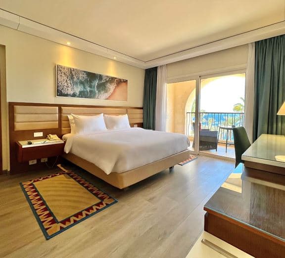 SEA FRONT ONE BEDROOM SUITE - LOUNGE ACCESS Номера