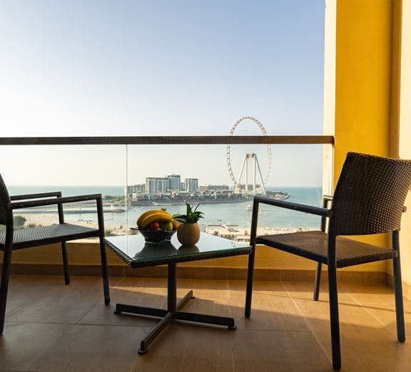 SEA FRONT VIEW ROOM W/ BALCONY Номера