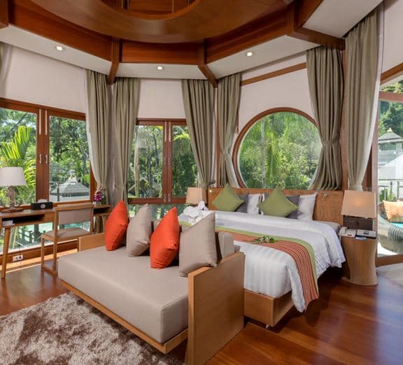 Luxury Grand Pool Номера