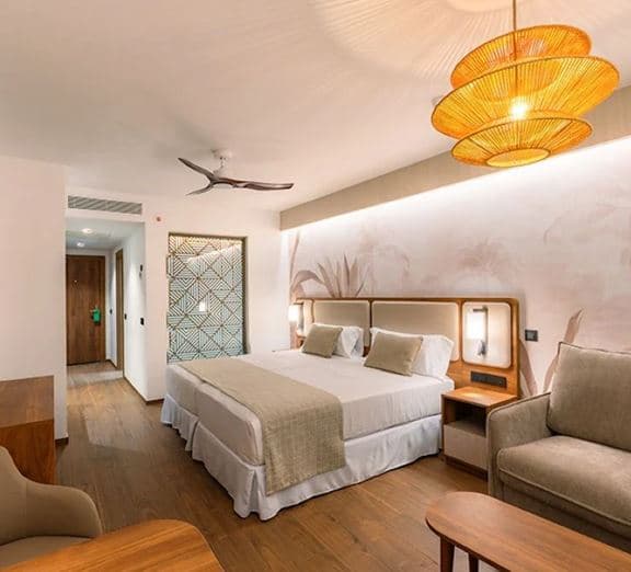 JUNIOR SUITE LATERAL SEA VIEW (2ND CHILD SHARE BED) Номера