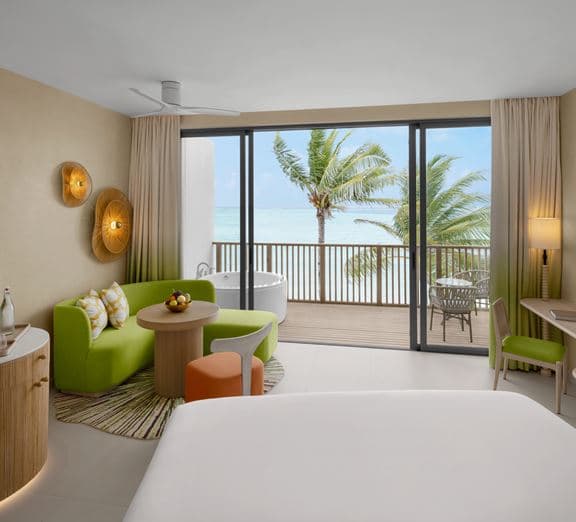 MIRAGE PANORAMIC ROOM WITH JACUZZI Номера