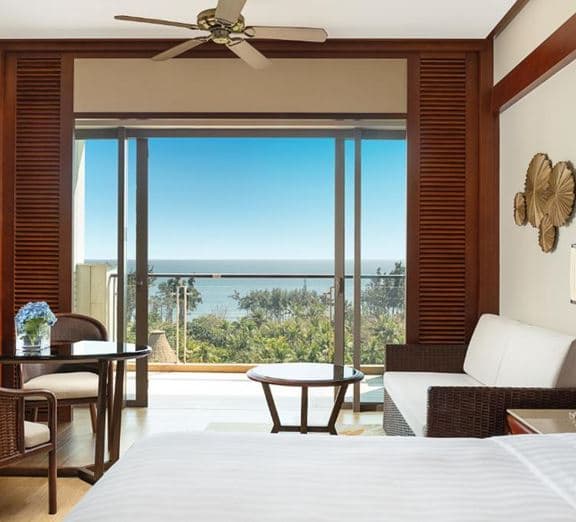 PREMIER SEA VIEW ROOM KING Номера