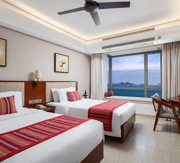 SUPERIOR SEA VIEW ROOM Номера