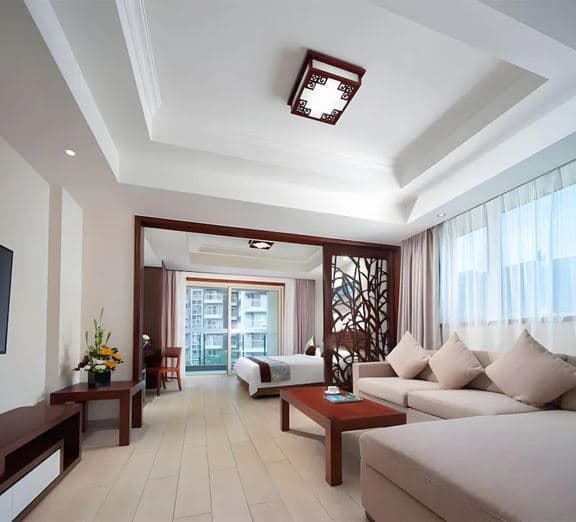 SUPERIOR BALCONY ROOM Номера