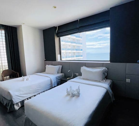 SENIOR PARTIAL SEA VIEW ROOM Номера