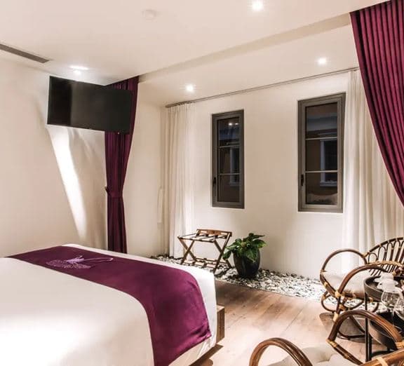 SUPERIOR ROOM - COMFY LOTUS (NO EXTRA BED) Номера