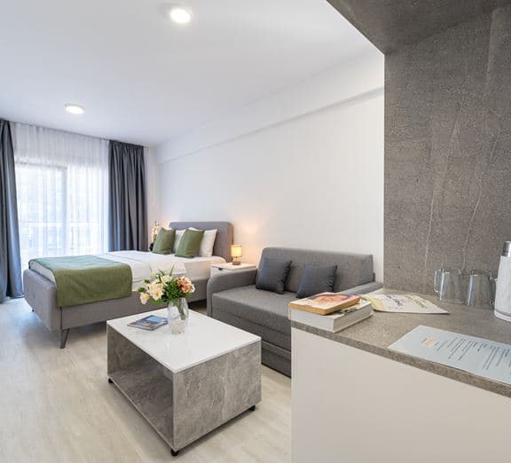 SUPERIOR DOUBLE ROOM WITH EXTRA BED Номера