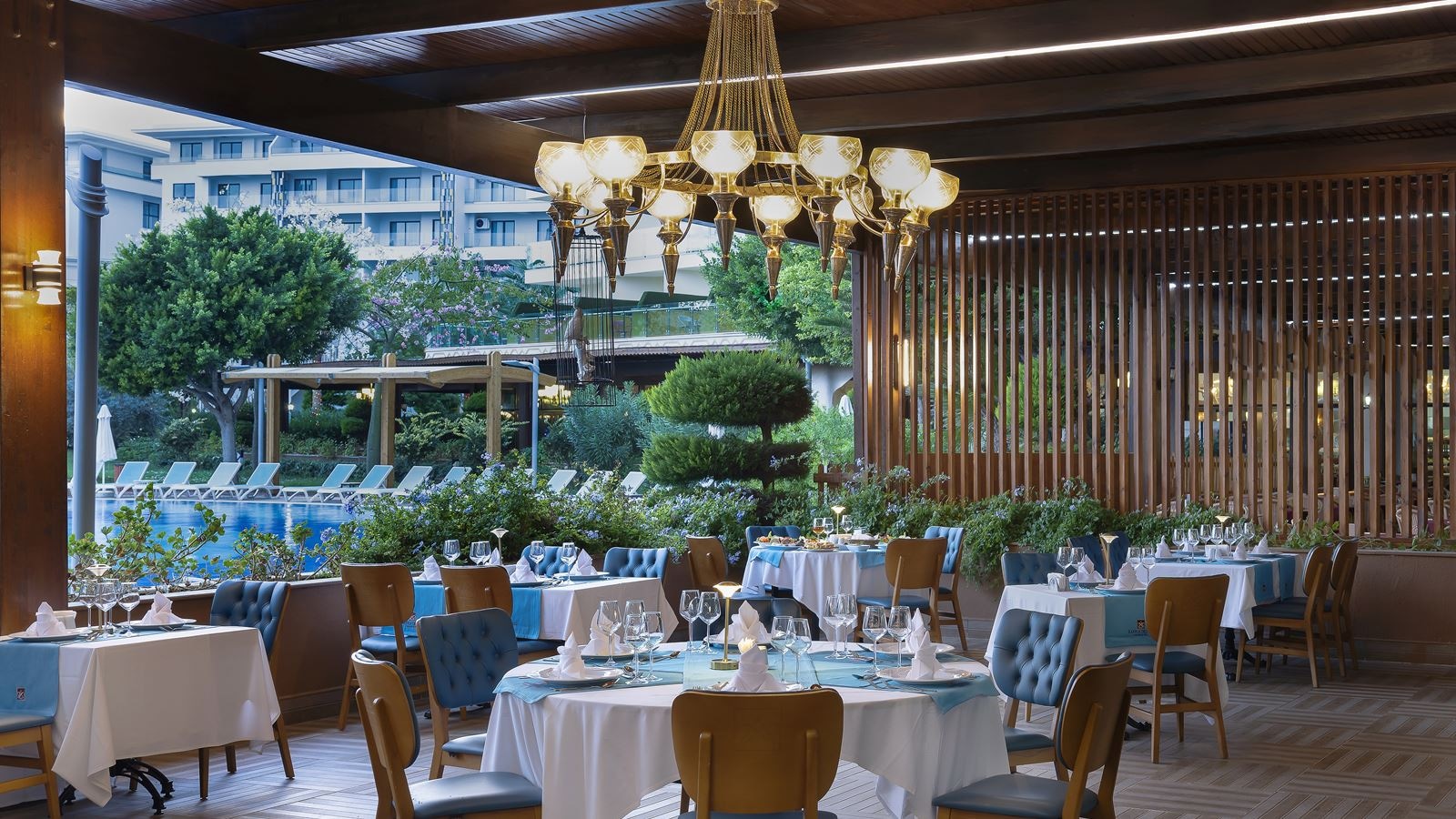 restaurants-italian-cuisine-a-la-carte-restaurant