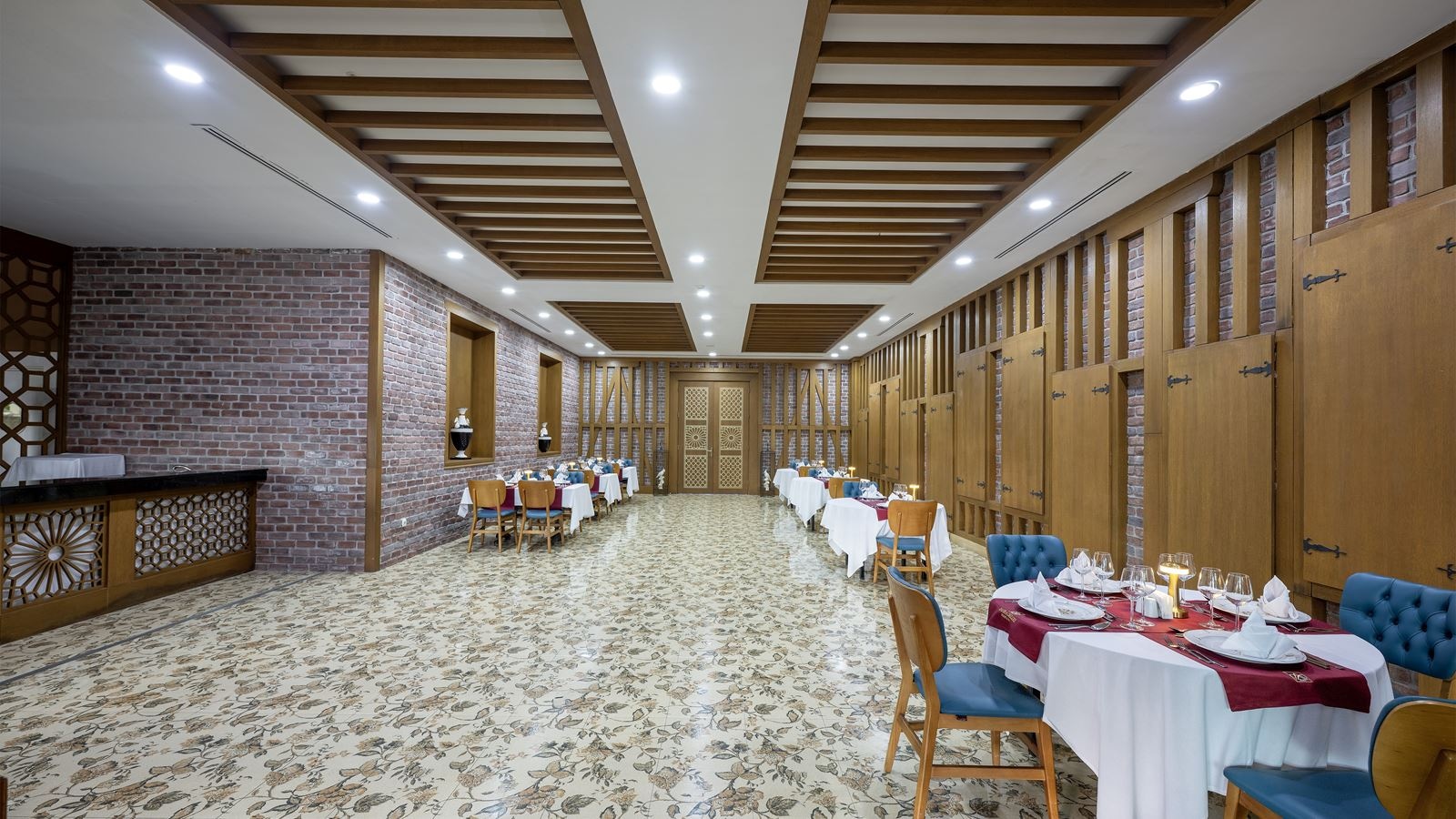 restaurants-italian-cuisine-a-la-carte-restaurant