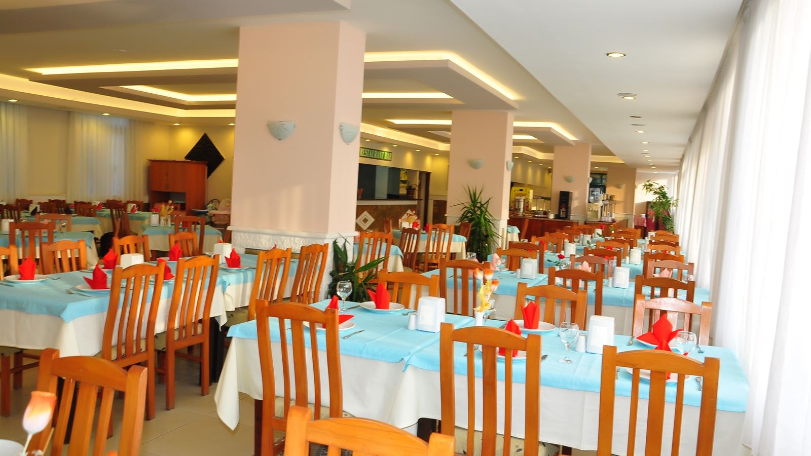 restaurants-main-restaurant