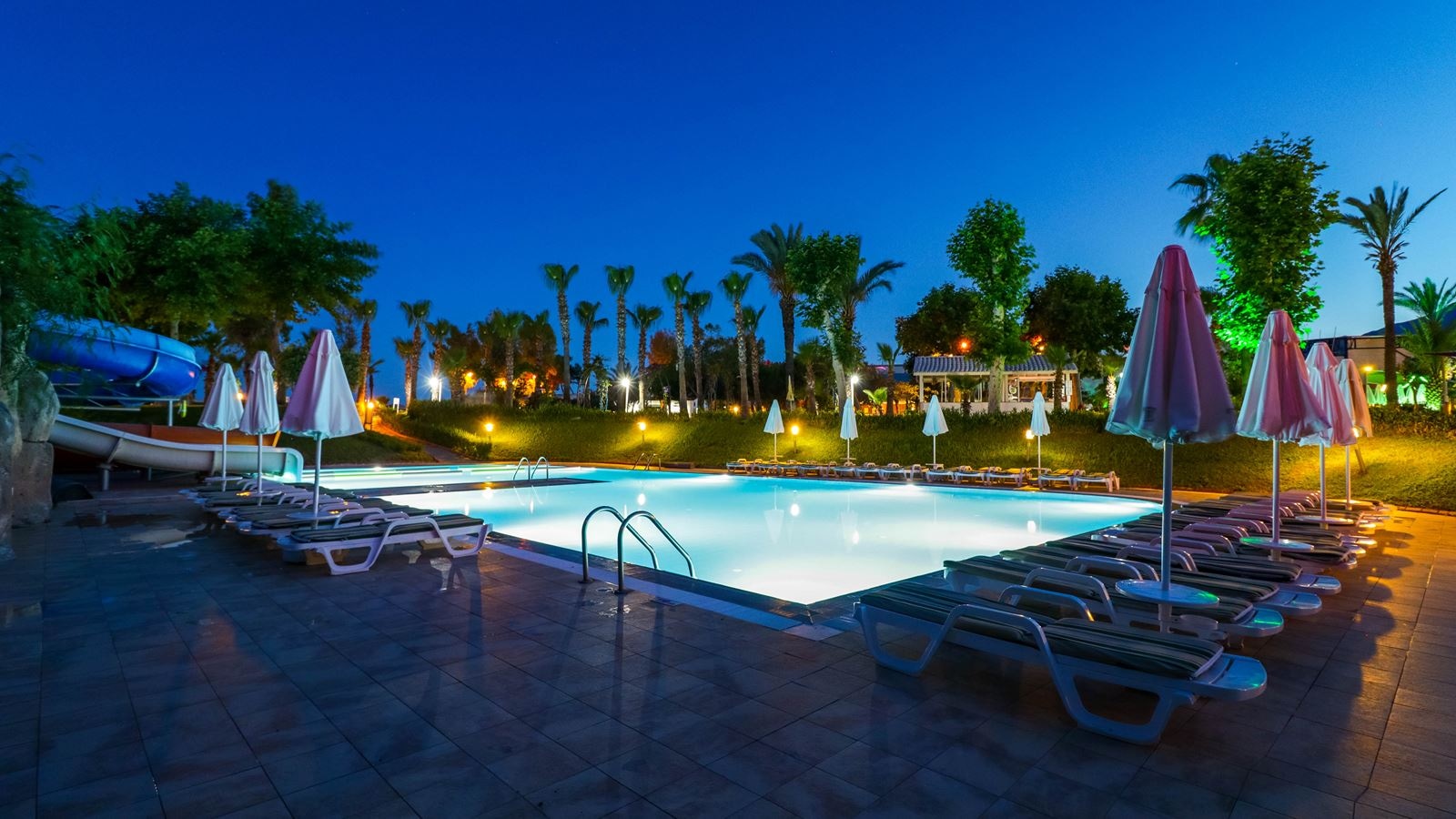 pools-outdoor-childrens-pool