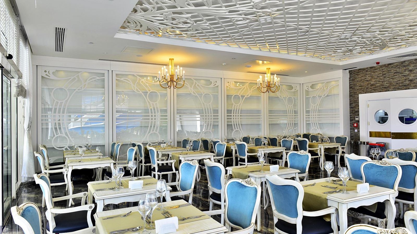 restaurants-main-restaurant