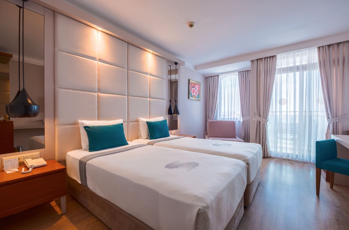 rooms-standard-room-land-view