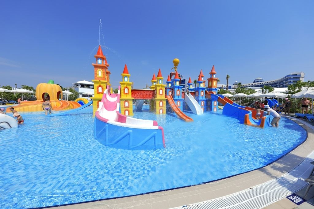 water-park-water-park