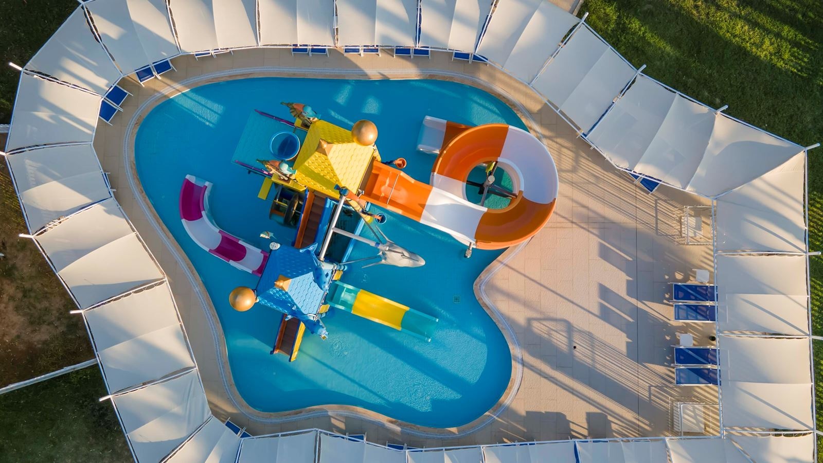 pools-outdoor-childrens-pool